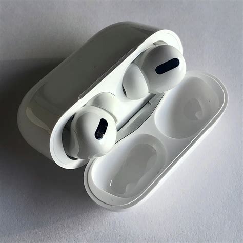 Some earfins wouldn't go amiss to make the airpods pro lite appeal to the. Airpods pro - Wikipedia, la enciclopedia libre