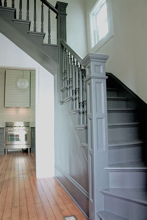 Pin By Twolala On Staircases In 2019 Farmhouse Stairs Painted
