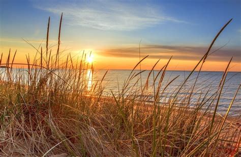 The 5 Best Lake Huron Beaches Near Oscoda Michigan