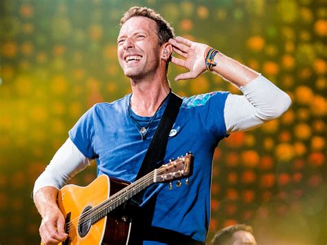 Coldplays Chris Martin On How Mean Comments Put Him Off Playing