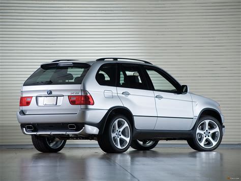 Has been meticulously maintained and it shows. BMW X5 4.6is (E53) 2002-03 pictures (2048x1536)