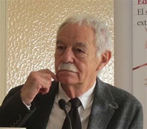 El Escritor Eduardo Mendoza Premio Cervantes 2016