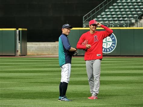 Mlb Video Shows Ohtani Paying Ultimate Respect To Mariners Great Ichiro
