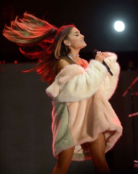 Pin On Ariana Grande In Fur