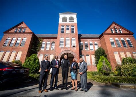 Knoxville College Takes First Step In Process To Restore Campus