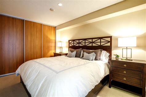 20 Small Condo Bedrooms With Breathtaking Designs | Small apartment