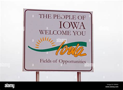 Welcome To Iowa Sign Hi Res Stock Photography And Images Alamy
