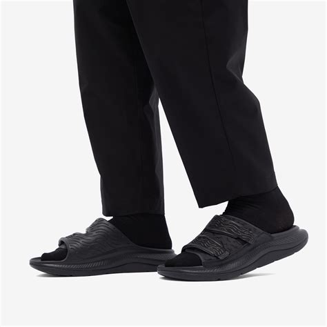 HOKA ONE ONE U Ora Luxe Black | END. (HK)