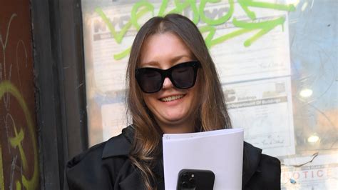 Inside Anna Delvey Sorokins Life After Prison In A 4250 A Month