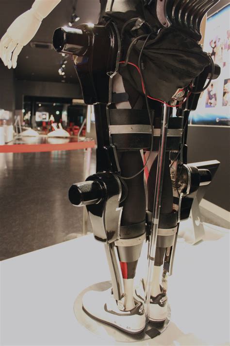 Kann man beim gehen kraft sparen und gleichzeitig elektrische energie erzeugen? Exoskelett - Schreibung, Definition, Bedeutung, Synonyme ...