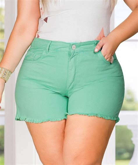 Shorts Plus Size Feminino Boyfriend Barra Desfiada Allmaria Verde