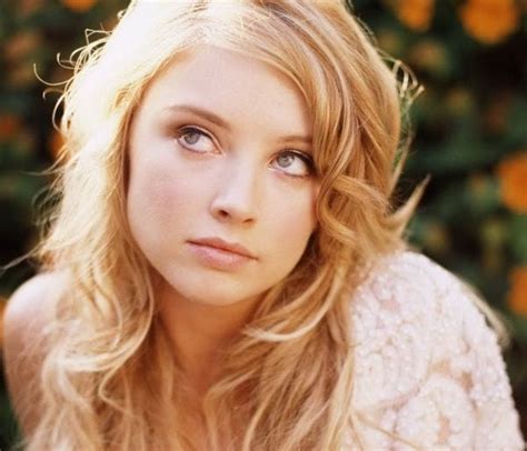 Picture Of Elisabeth Harnois