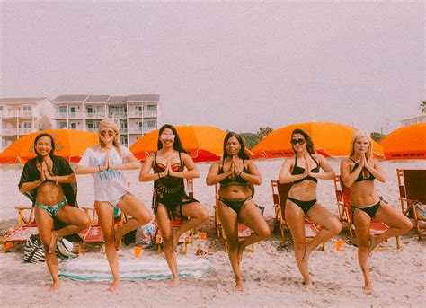 Best Beach Bachelorette Party Ideas This Fall