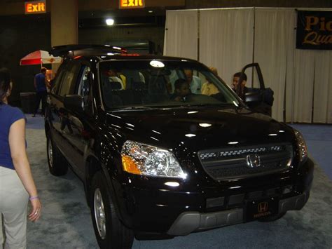 Black Honda Suv New York Auto Show 2004 Car Pictures By Carjunky®