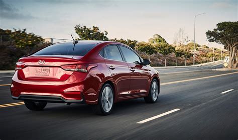 New Hyundai Accent 2022 Rb 1 6l Gl Highline Exclusive Photos Prices