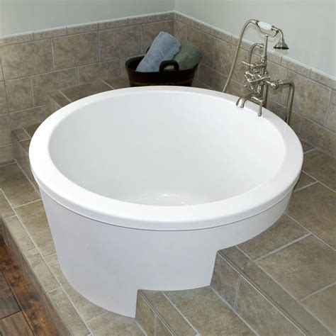 tall corner soaking tub - Google Search | Japanese soaking tubs