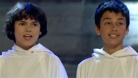 È accessibile da qualsiasi dispositivo e gratuita! LIBERA - Sanctus (Live) (HD) - YouTube