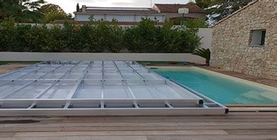 Toutes nos structures sont garanties 10 ans. Installation de terrasse piscine mobile - Alkira