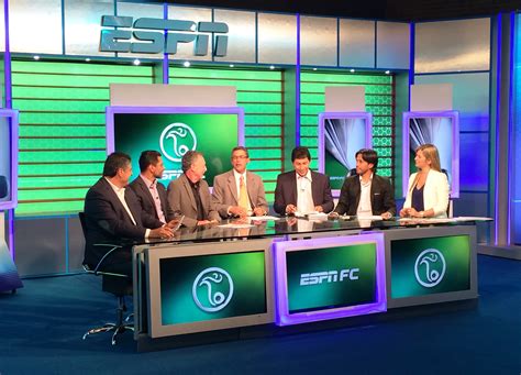 Se trata de espn fc 100% colombiano, con la activa participación de los futbolistas fabián vargas federico camerlinckx, director espn colombia, expresó: Vuelve ESPN FC Colombia con cuatro ediciones por semana ...