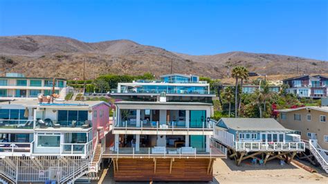 Matthew Perry Lists Pacific Front Malibu Retreat For Million