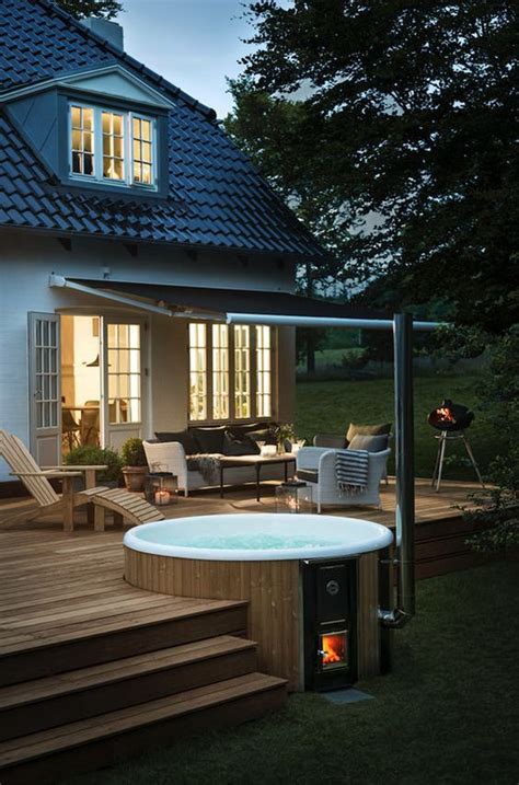 Catchy Modern Hot Tub Ideas To Style Up Your Relaxing Feature