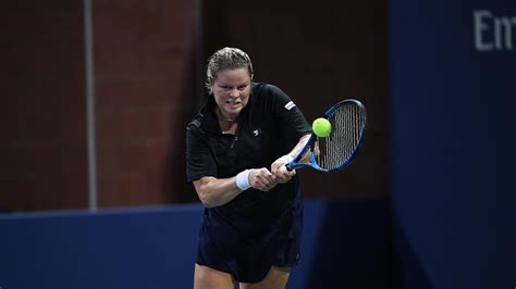 Chicago Fall Tennis Classic Kim Clijsters Road Ends In 1r Defeat