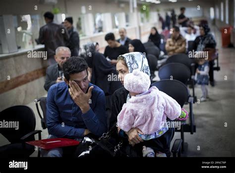 Afghanische Flüchtlinge In Einer Registrierungsstelle In Teheran 160420 Tehran April 20