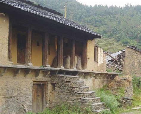 All About The Ghost Villages In Uttarakhand Herzindagi