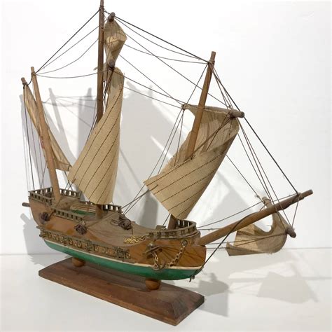 Vintage Christopher Columbus Santa Maria 1492 Scaled Model Ship