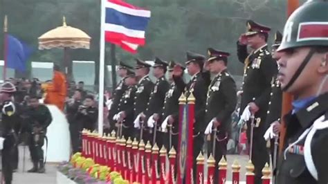 วันกองทัพไทย เป็นวันที่ระลึกในวาระที่สมเด็จพระนเรศวรมหาราชทรงกระทำยุทธหัตถีกับมังสามเกียดของพม่า โดยถือเอาวันที่ 18 มกราคม ของทุกปีเป็น. วันกองทัพไทยจ.กาญจนบุรี2558 - YouTube