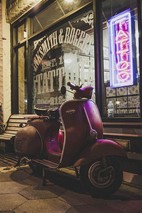 Waylon albright jennings, popularly known as shooter jennings was born on may 19, 1979, in. Pin on vespa