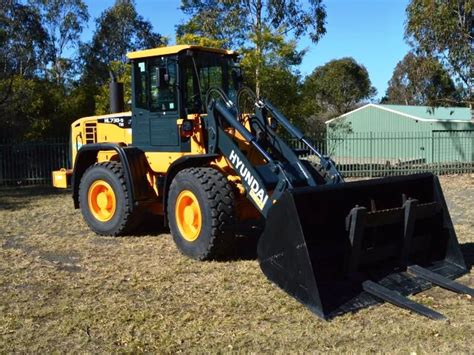 Tool Carriers An Efficient And Productive Option In Wheel Loaders