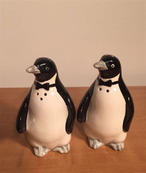 Both salt and pepper have been key table condiments since the dawn of the royal courts in europe centuries ago, but salt has maintained a penguin salt and pepper shakers. Vintage Ceramic Porcelain Penguin Salt & Pepper Shakers ...