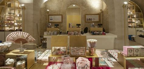 Shop low prices for school. The Pavillon Dufour Shop - Boutique en ligne du château de ...