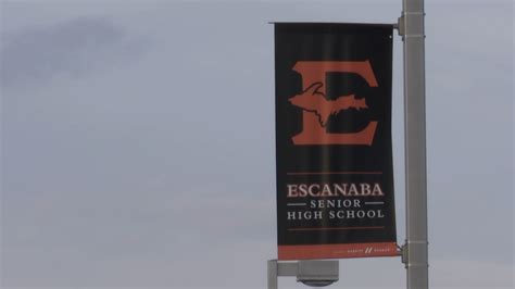 Escanaba HS girls wrestling team makes history