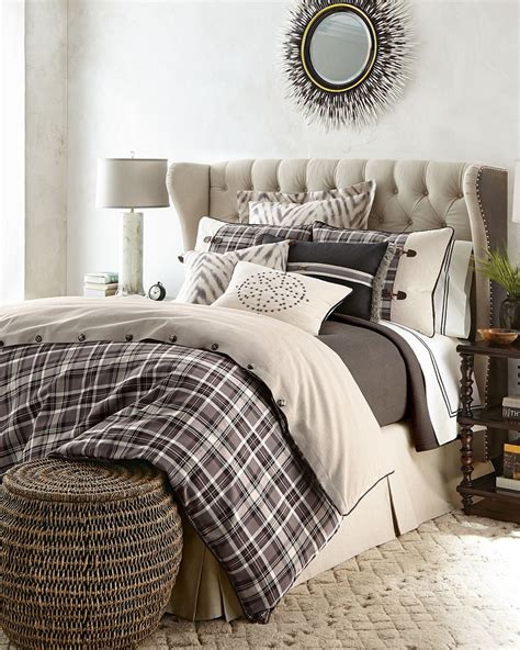 To give you inspiration, we have gathered 12 grey bedroom ideas that will tap the neutral classic vibe. 40 Gray Bedroom Ideas - Decoholic