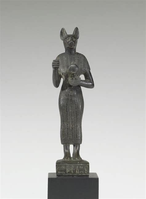 Bastet Holding An Aegis The Walters Art Museum
