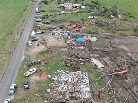 Easter Sunday Tornado Mississippi Easter Storms Sweep South Killing