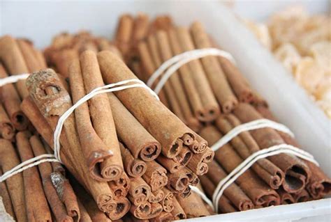 What Exactly Is Cinnamon And How Is It A Healthy Spice