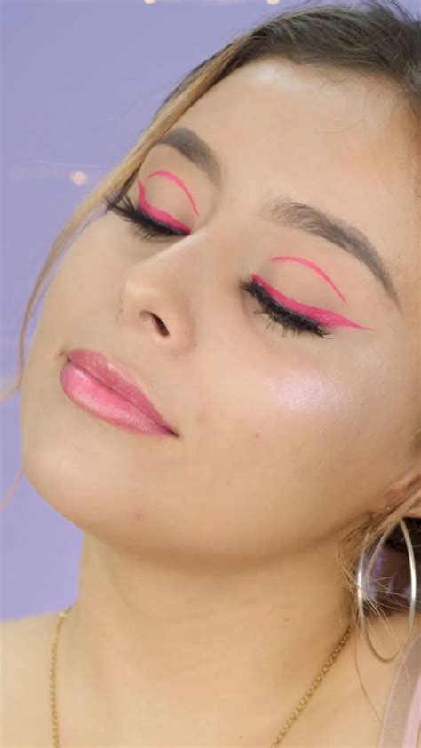 Pink Eyeshadow Looks To Look Fab In All Occasions Makeup Trends