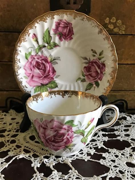 Aynsley Teacup And Saucer Set Swirl Pink Rose Fluted Tea Cup Etsy Tea Cups Aynsley Tea Cup
