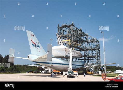 Nasa Kennedy Space Centers Shuttle Landing Facility The Shuttle