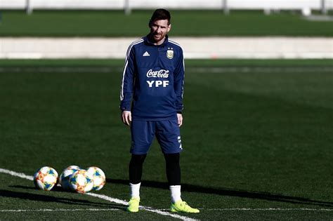 Leo Messi 🔟 On Twitter Todays Training With Argentina 🇦🇷💙 Messi