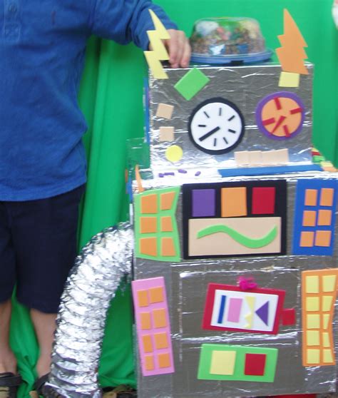 Cardboard Robot For Little Kids Instructables