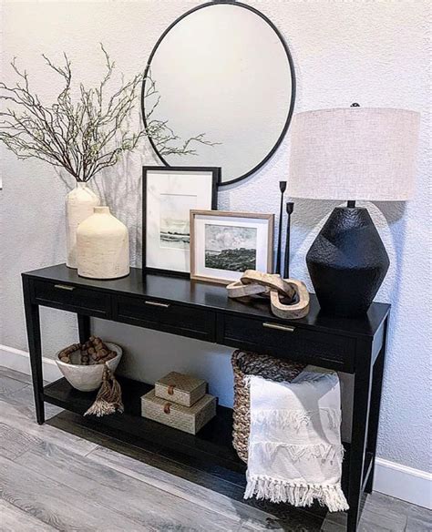 Best Entry Table Decor Ideas To Greet Guests In Style Small Entryway