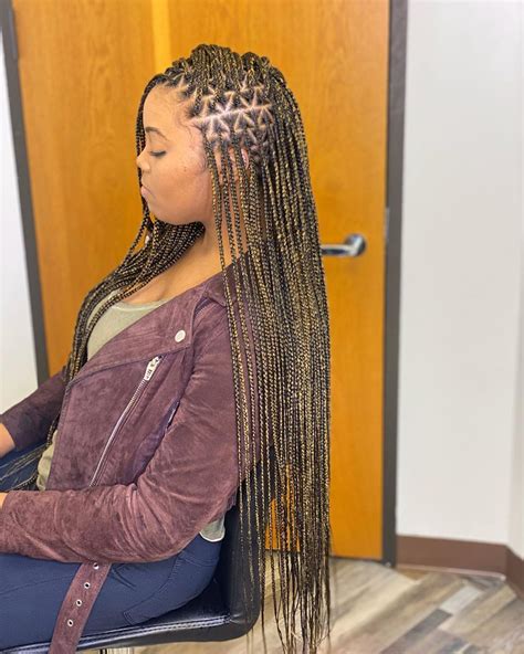 Small Knotless Triangle Box Braids All About Logan