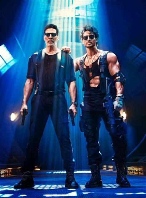 Tiger Shroff Wishes Akshay Kumar On His Birthday With A Photo From The