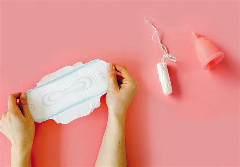 Pads Vs Tampons Vs Menstrual Cups Know Whats Right For You Sassiest