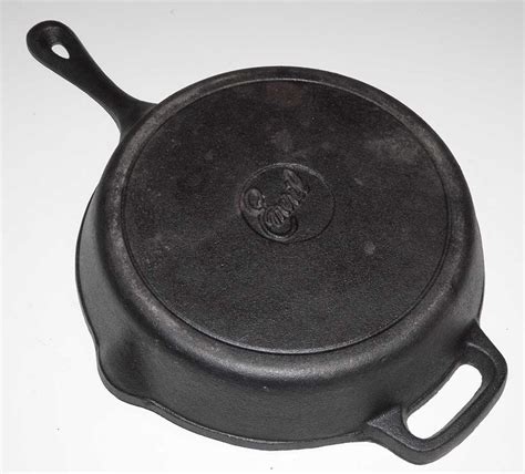 emeril iron cast pan frying fry skillet