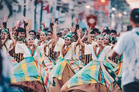 Look Dance Parade Kicks Off Ilocos Nortes 200th Anniversary Abs Cbn